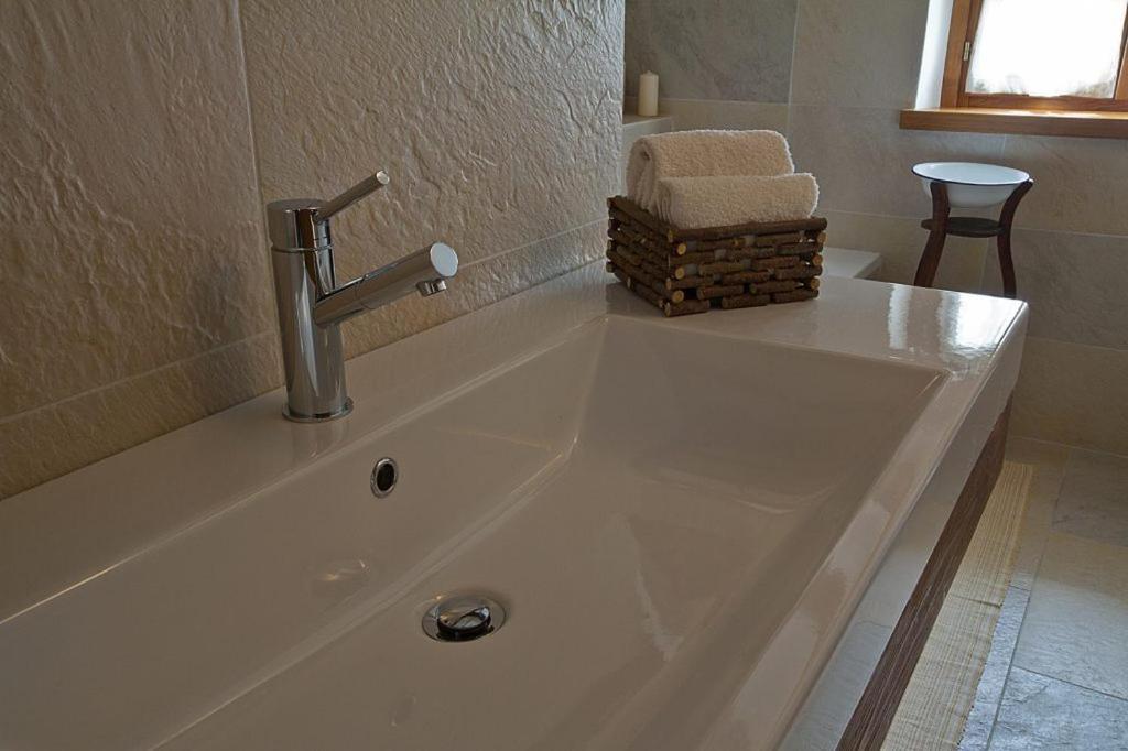 Casa Cebajova Poesia Holiday home *
